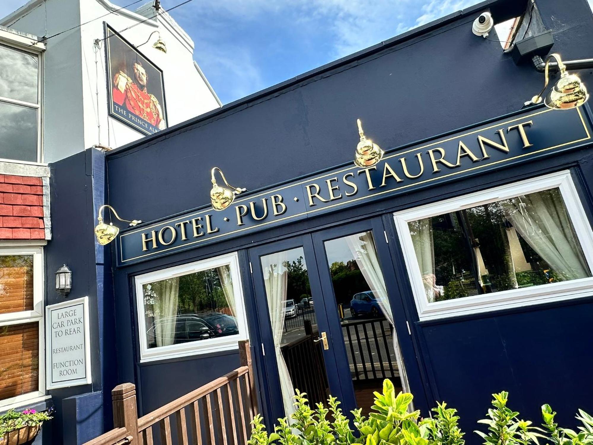 The Prince Albert Pub & Hotel Windsor Zewnętrze zdjęcie